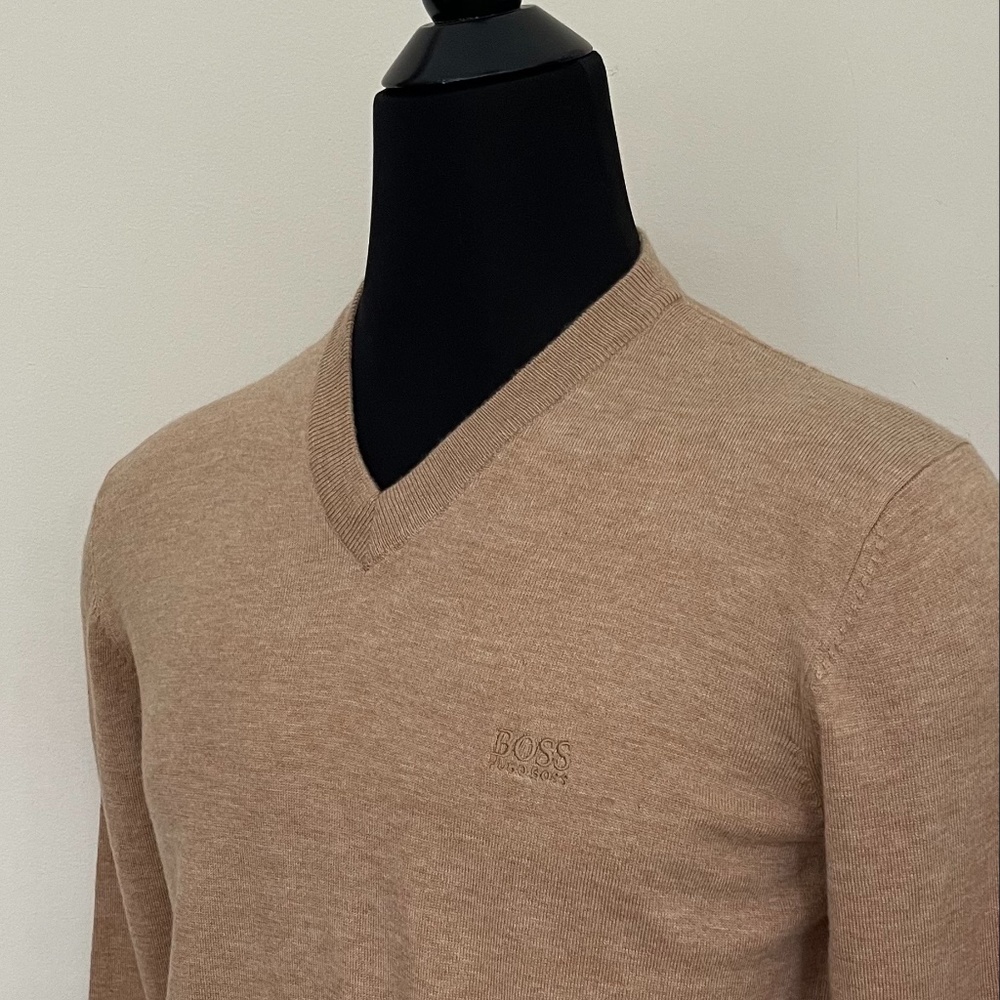 New Hugo Boss Sweater V neck Beige Camel Wool Sweater Pullover